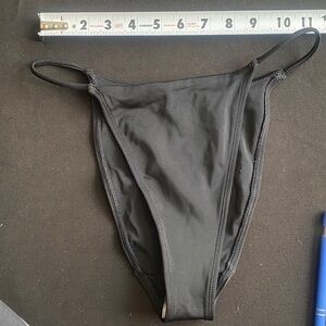 Kendall & Kylie Black Swimwear Bottom high waisted S